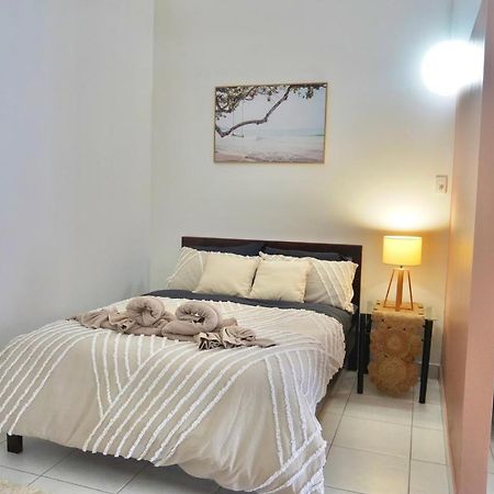 Lovely One Bed Room Apartment Right In The City Ντάρβιν Εξωτερικό φωτογραφία