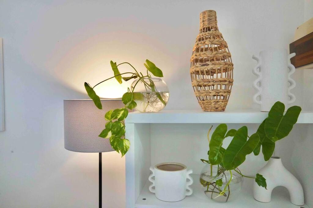 Lovely One Bed Room Apartment Right In The City Ντάρβιν Εξωτερικό φωτογραφία